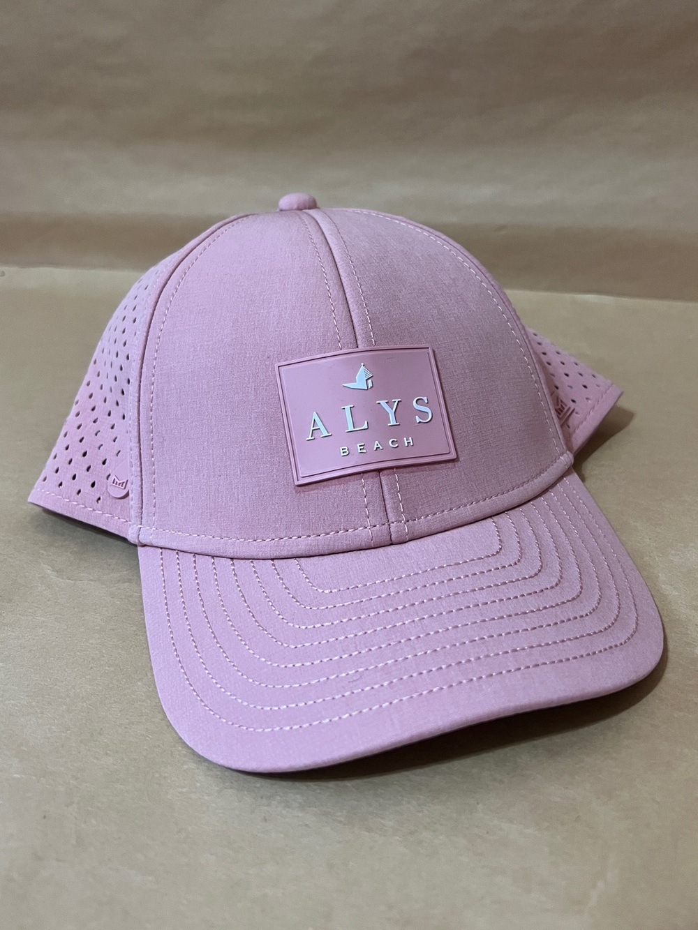Melin | A-Game Hydro Hat Alys Beach 30A Florida Logo Pink Size S